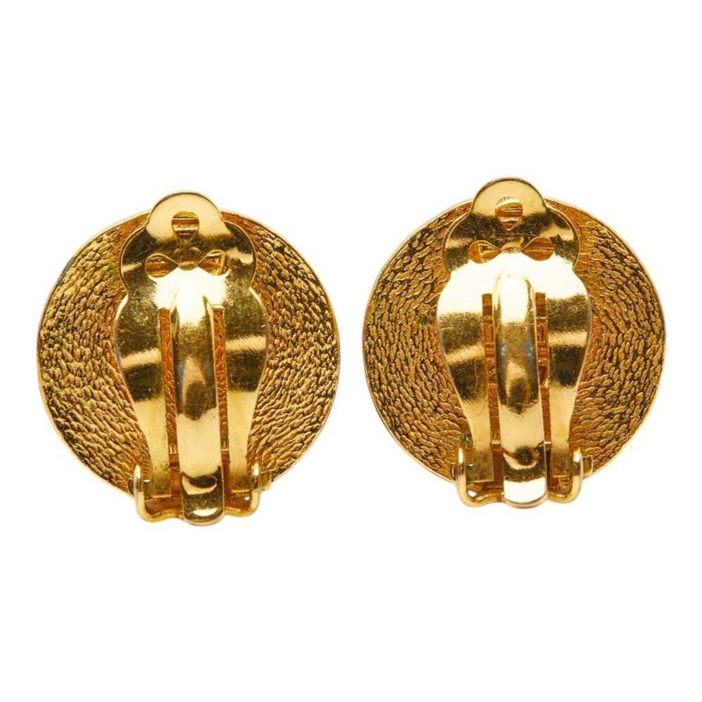 CHANEL Vintage Cream Logo Earrings - Picture 2 of 4